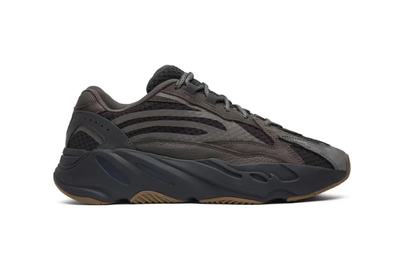 Yeezy Boost 700 V2 Geode Replica