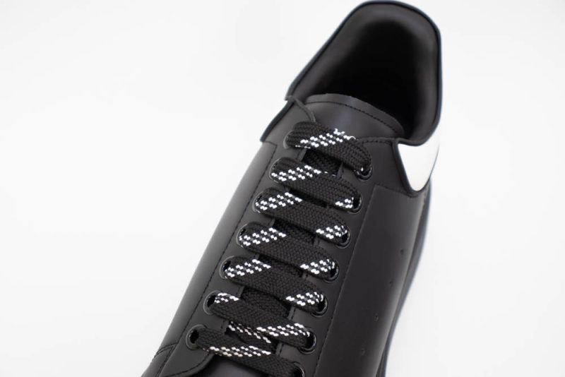 ALEXANDER MCQUEEN SHOW LEATHER PLATFORM TRAINERS - BLACK