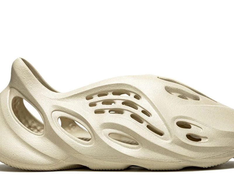 adidas Yeezy Foam RNNR Sand