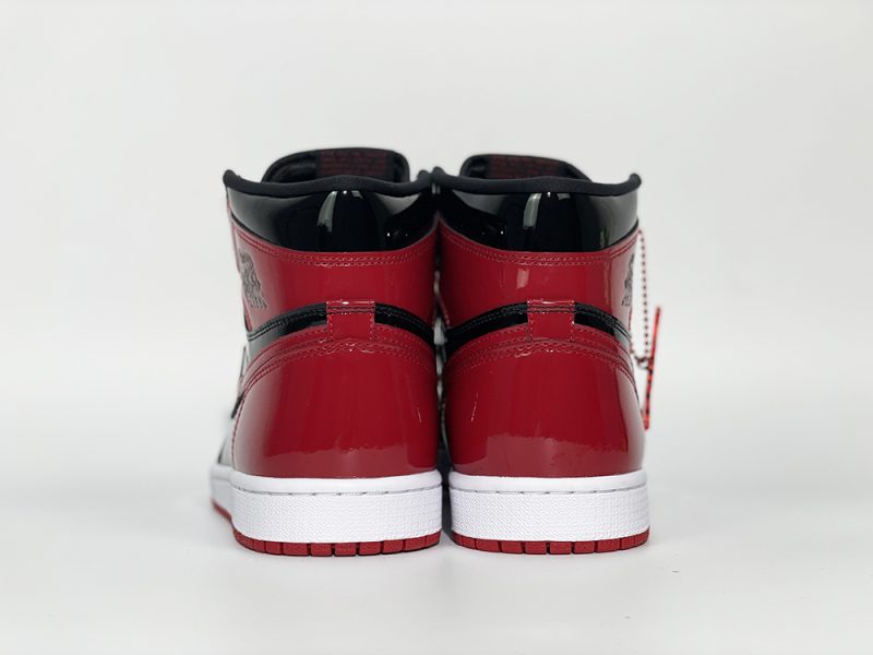 Jordan 1 Retro High OG Patent Bred Reps