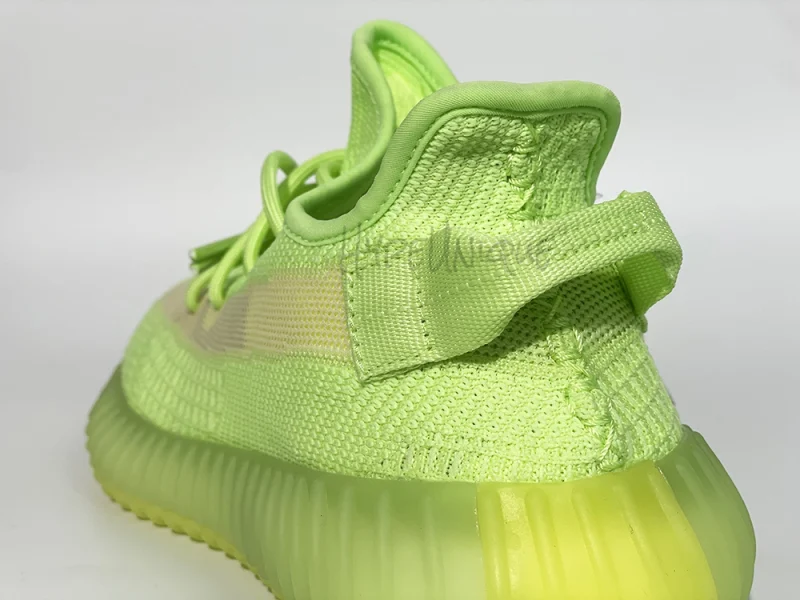 Yeezy 350 V2 ‘Glow-In-The-Dark’ Replica