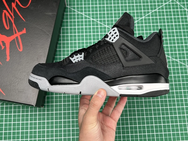 Jordan 4 SE “Black Canvas” Reps