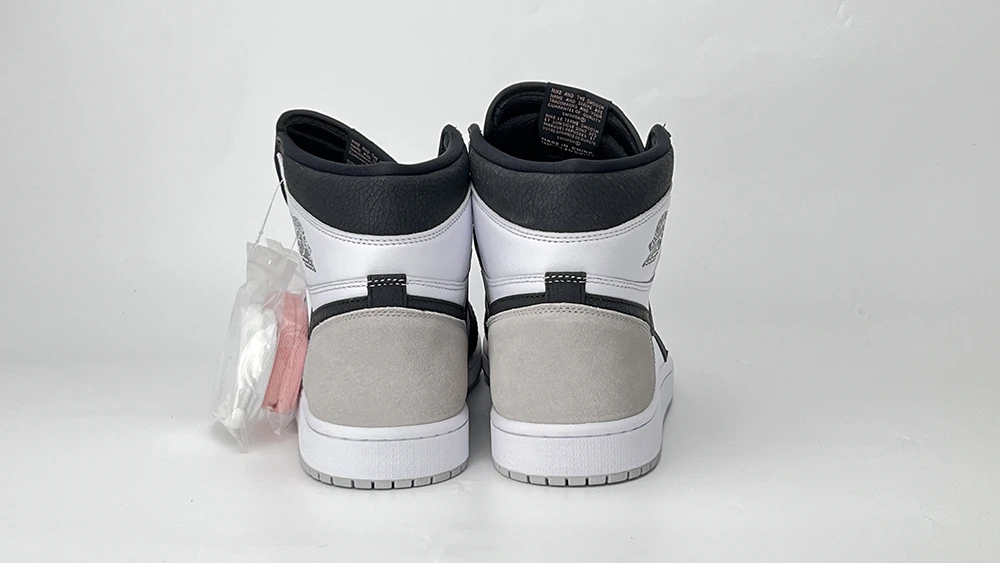 Air Jordan 1 High OG ’Grey Fog’ Quality Replica