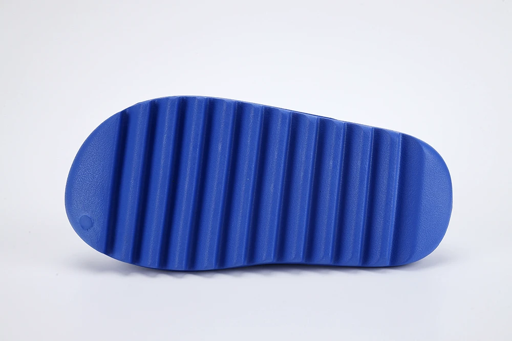 Yeezy Slide "AZURE" ID4133 MATTE