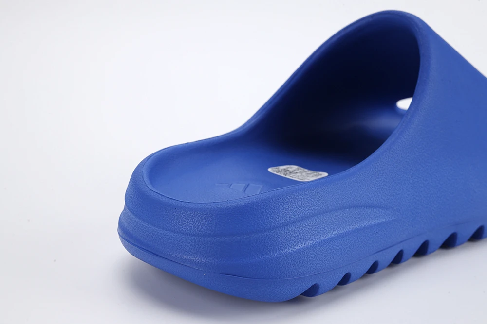 Yeezy Slide "AZURE" ID4133 MATTE