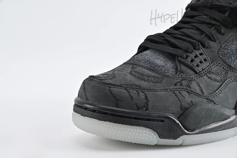 Air Jordan 4 Retro Kaws Black Replica10