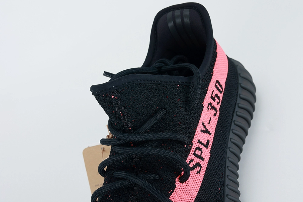 Yeezy Boost 350 V2 Core Black Red (2016/2022)