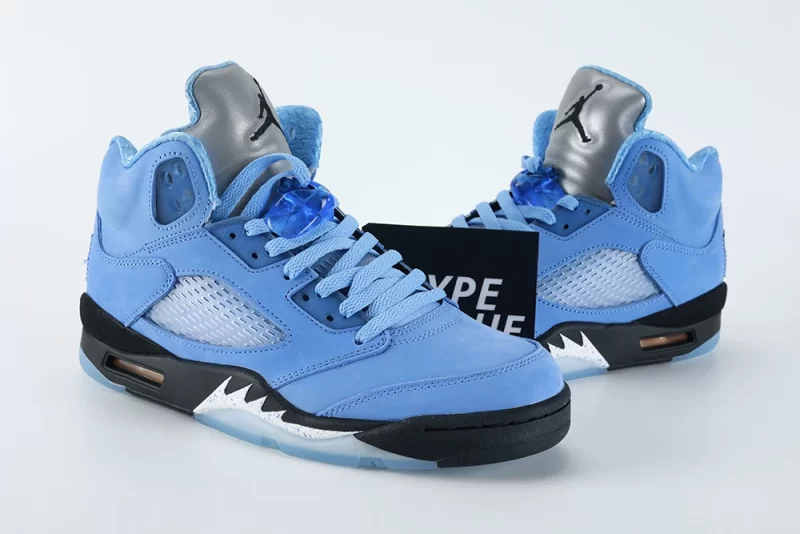 AIR JORDAN 5 "UNC" REPS