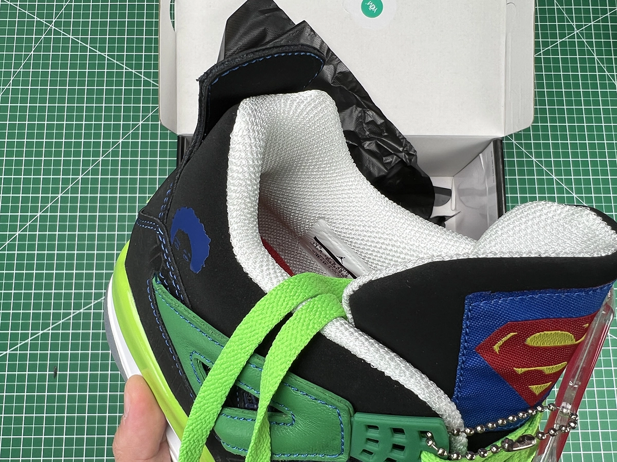 Air Jordan 4 Retro 'Doernbecher' Reps