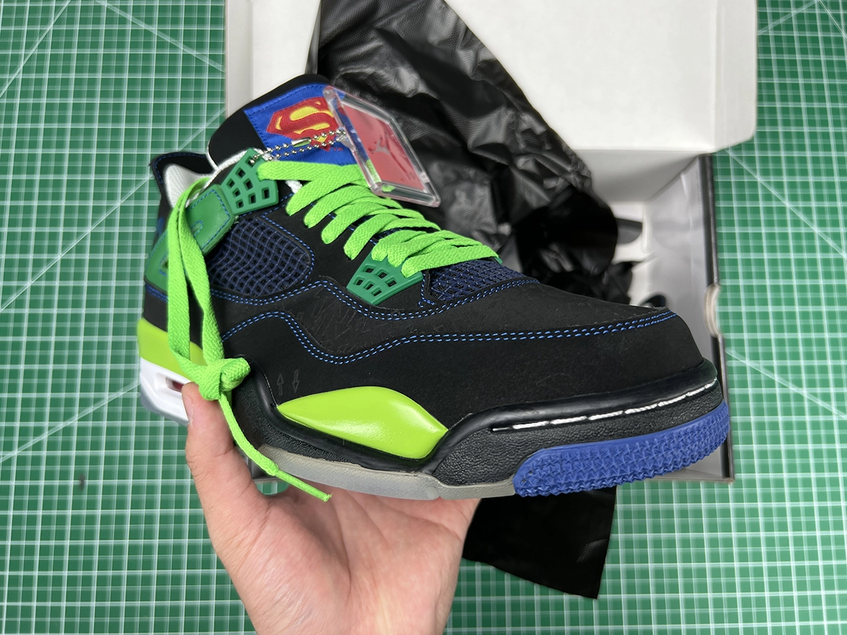 Air Jordan 4 Retro 'Doernbecher' Reps