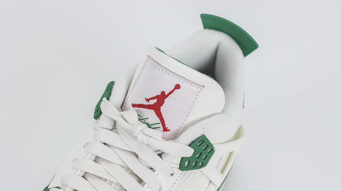 Jordan 4 Retro SB Pine Green Reps