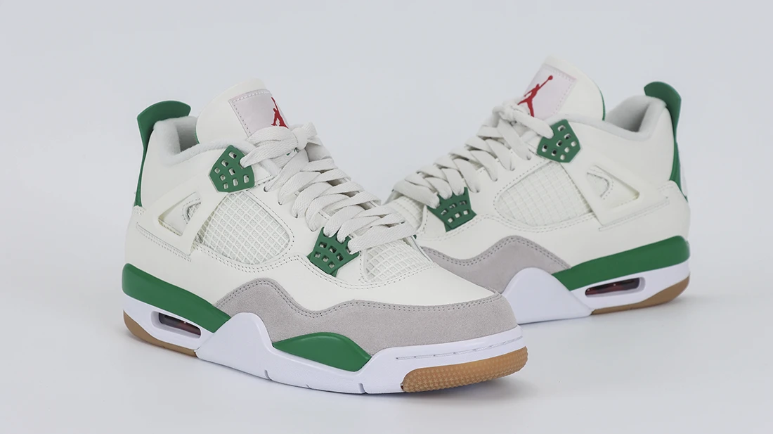 Jordan 4 Retro SB Pine Green Reps