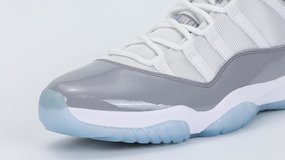 Air Jordan 11 Retro Low 'Cement Grey' Reps