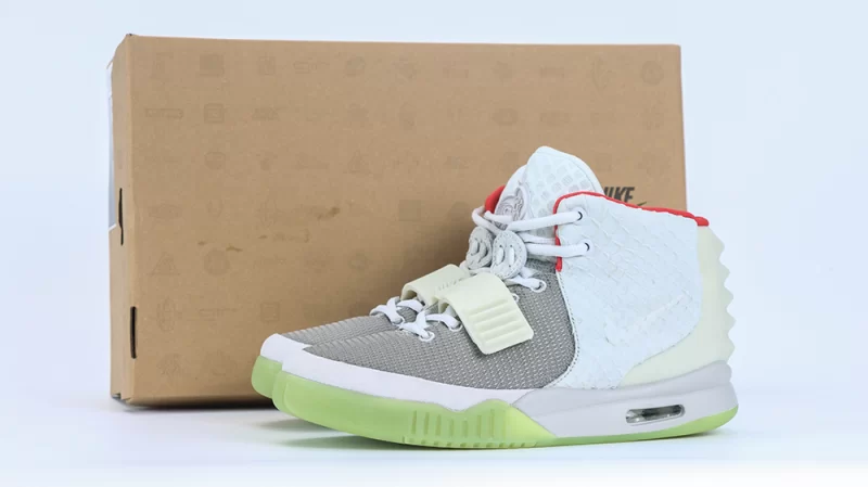 Air Yeezy 2 NRG 'Pure Platinum'