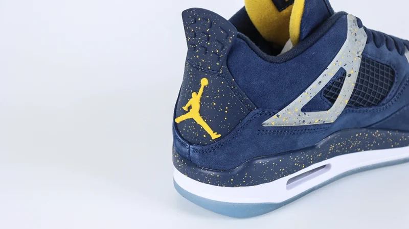 Jordan 4 Retro Michigan (PE) Reps