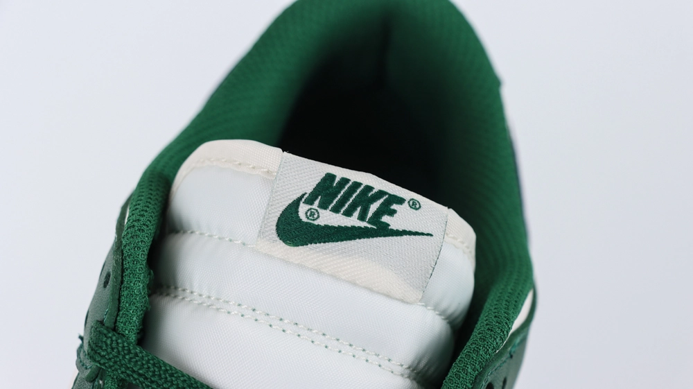 dunk-low-'gorge-green'-reps