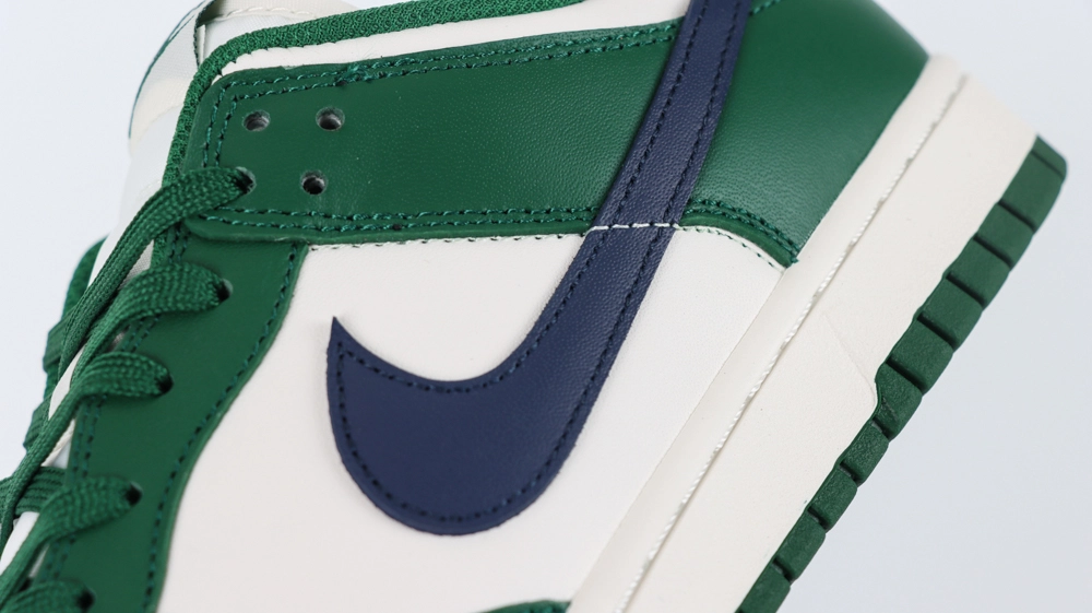 dunk-low-'gorge-green'-reps