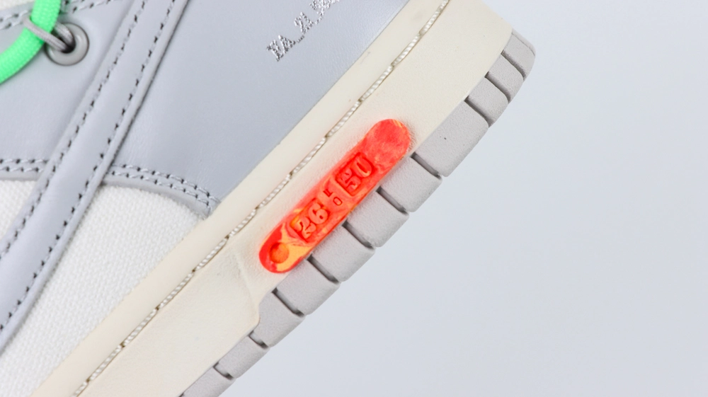 off-white-x-dunk-low-'lot-26-of-50'-reps