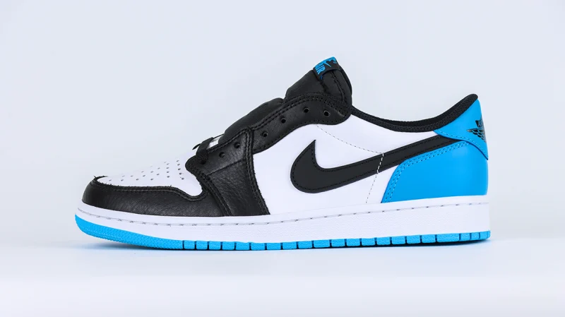 Air Jordan 1 Retro Low OG 'UNC' Reps