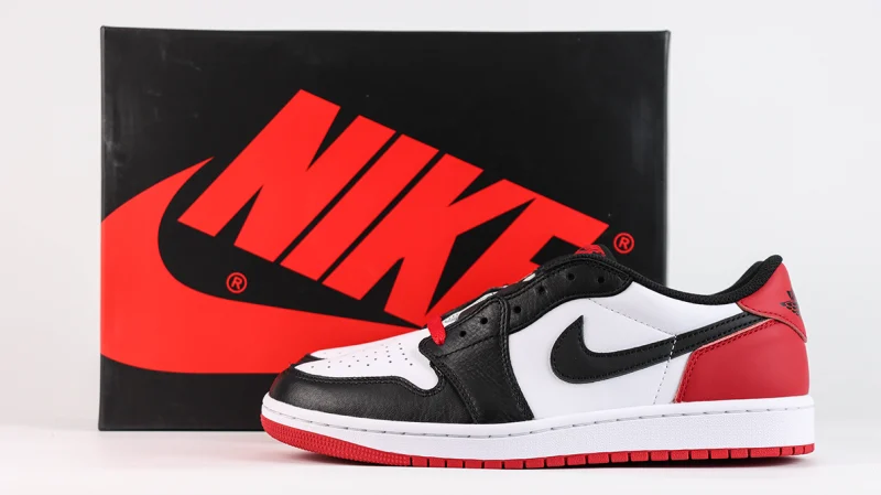 Air Jordan 1 Retro Low OG 'Black Toe' Reps