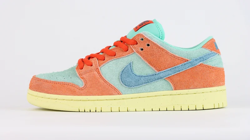 Dunk Low SB 'Orange Emerald Rise' Reps