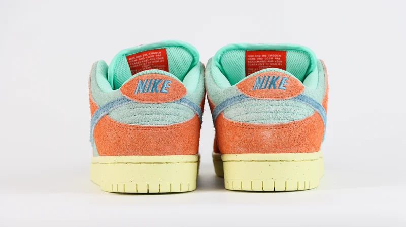 Dunk Low SB 'Orange Emerald Rise' Reps