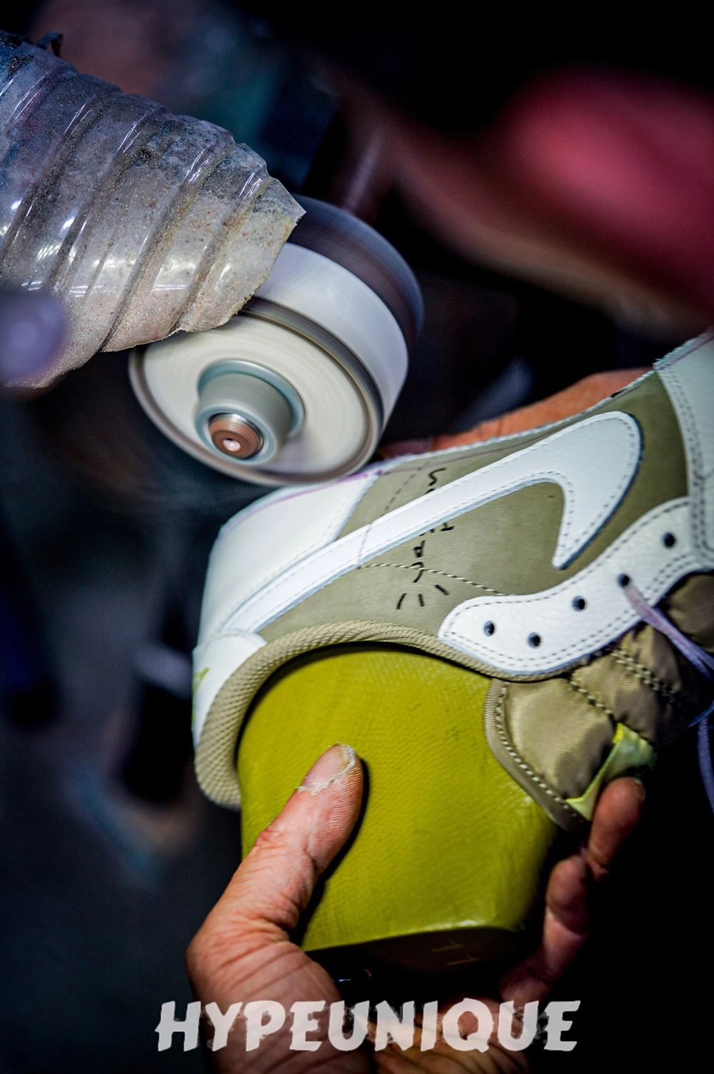 Travis Scott x Air Jordan 1 Low Golf 'Neutral Olive' Reps