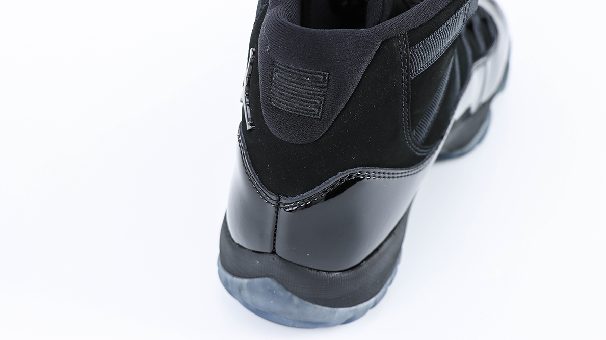 Air Jordan 11 Retro 'Cap and Gown' Reps