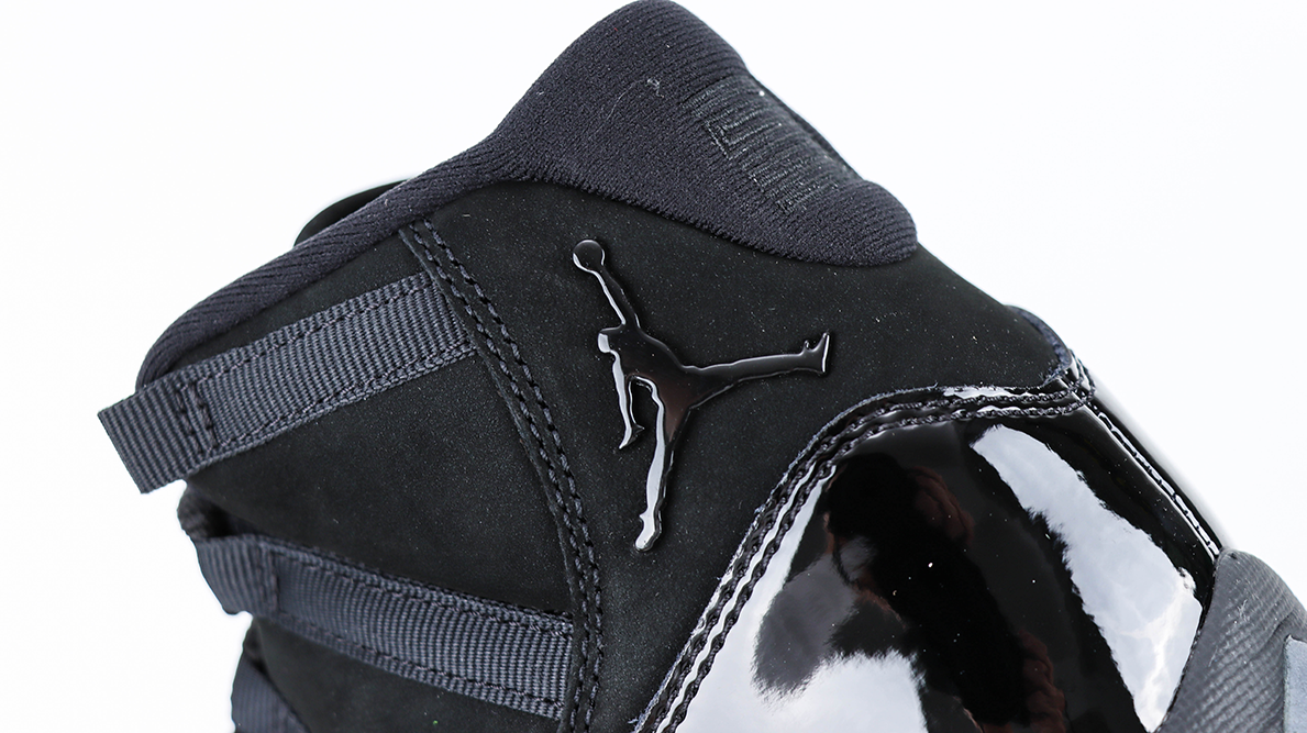 Air Jordan 11 Retro 'Cap and Gown' Reps