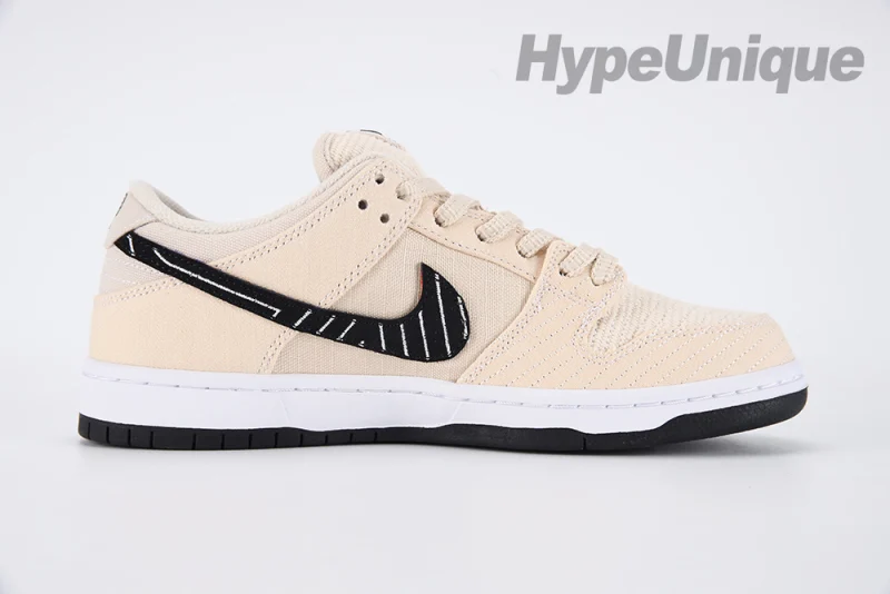 Dunk Low Albino & Preto1