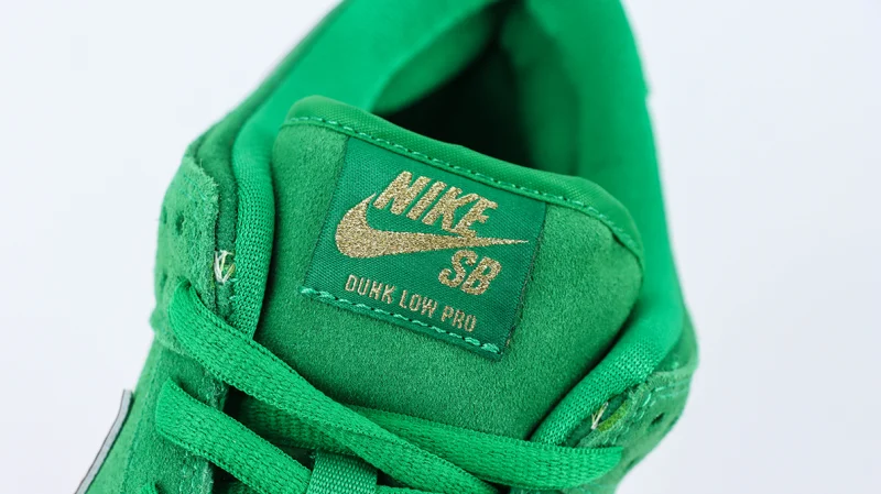 Dunk Low SB 'St. Patrick’s Day' Reps