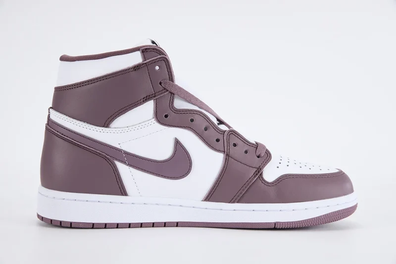 JORDAN 1 HIGH OG “SKY J MAUVE REPLICA