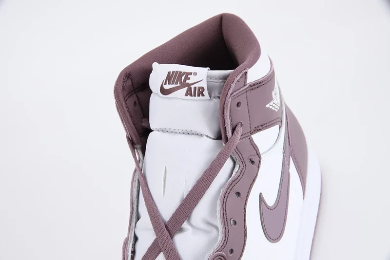 JORDAN 1 HIGH OG “SKY J MAUVE REPLICA