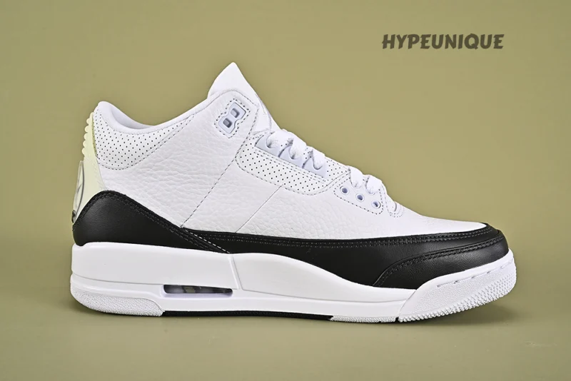 Fragment Design x Air Jordan 3 Retro SP 'White'1