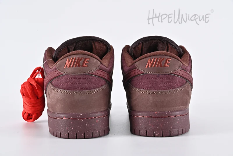 Dunk SB Low "Valentine’Day"