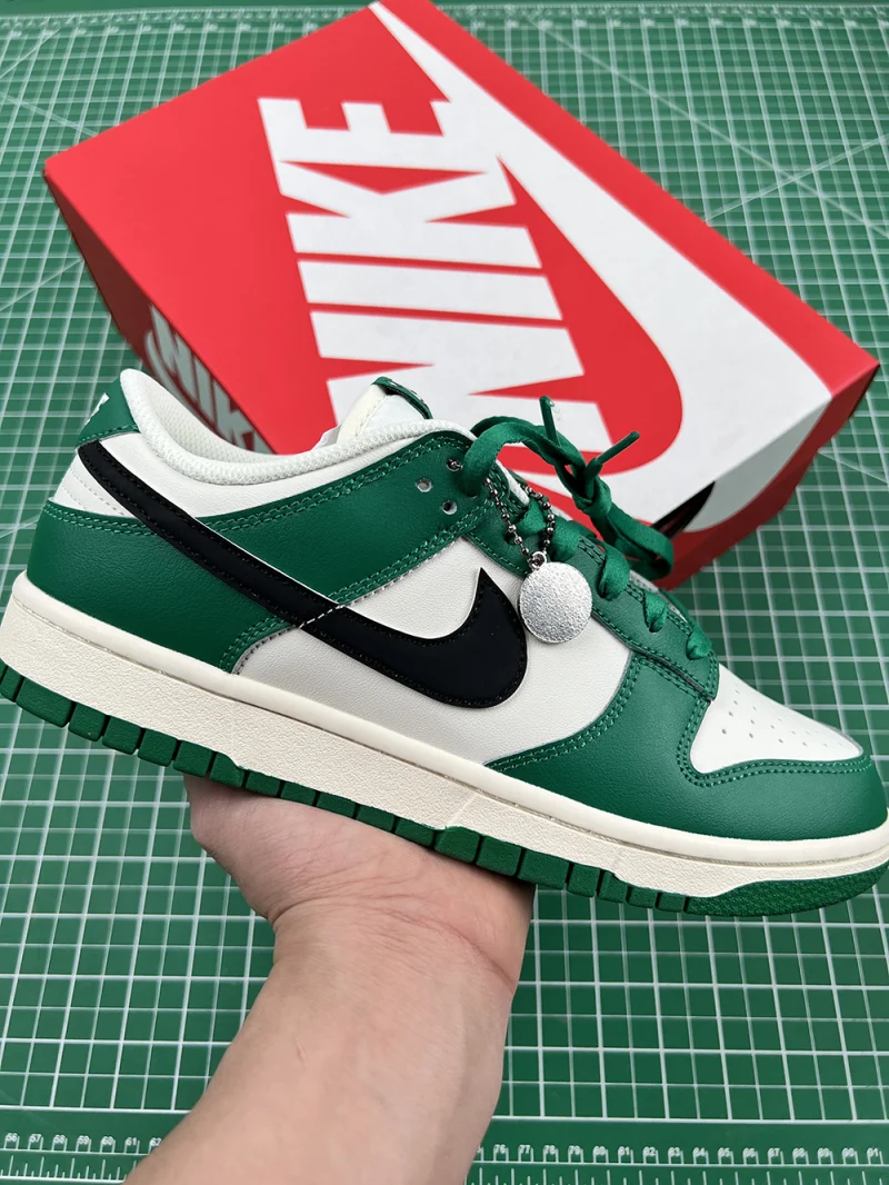 Dunk Low SE Lottery Pack Malachite Green