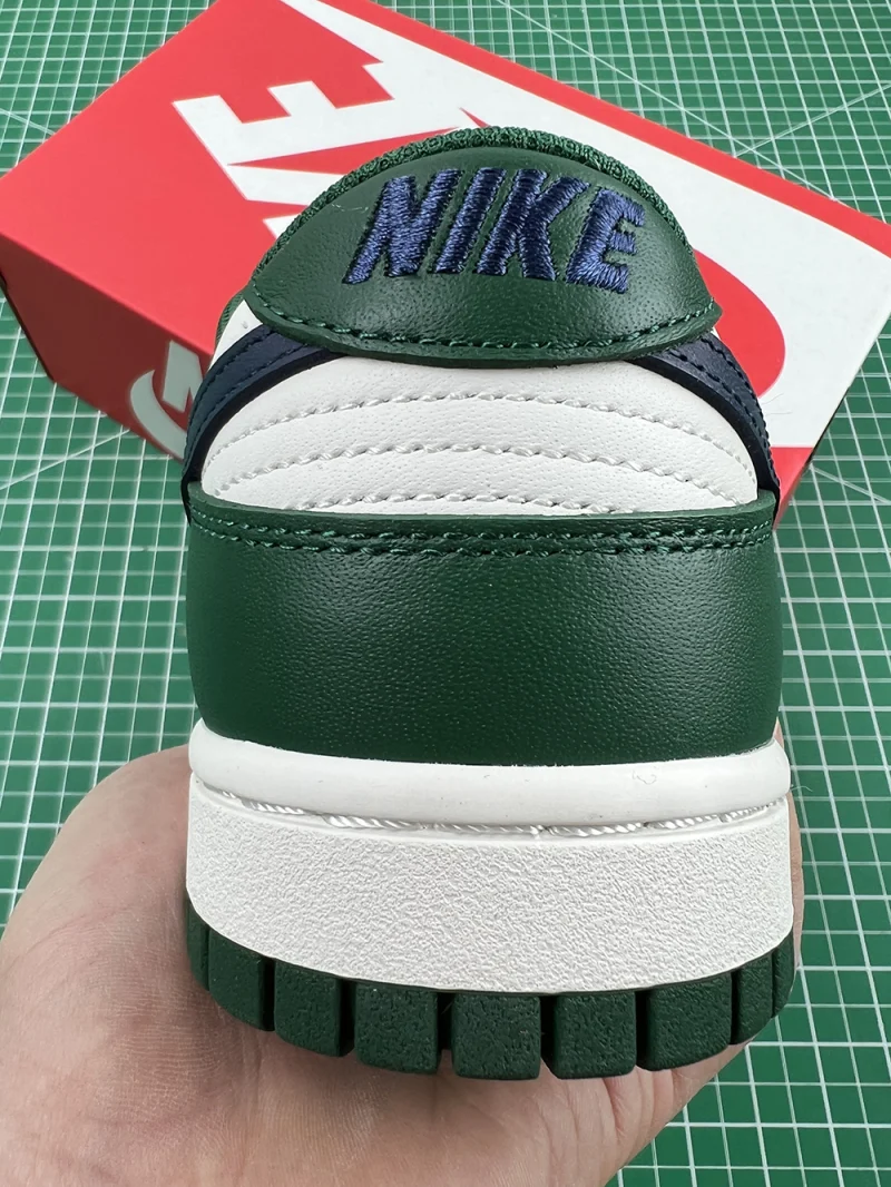 Dunk Low SE Lottery Pack Malachite Green