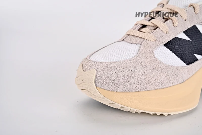 WRPD RUNNER (SEA SALT | SANDSTONE)1