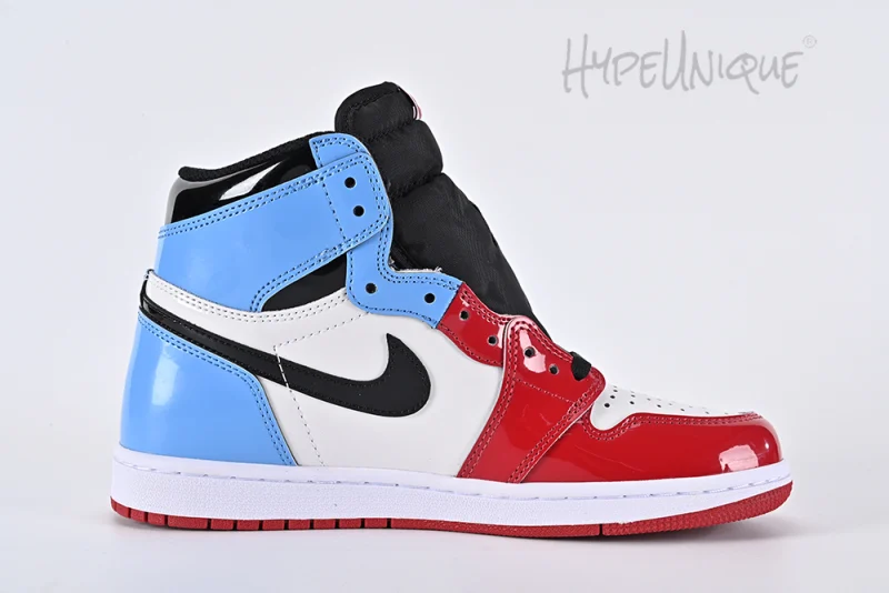 Air Jordan 1 Retro High OG 'Fearless' Reps