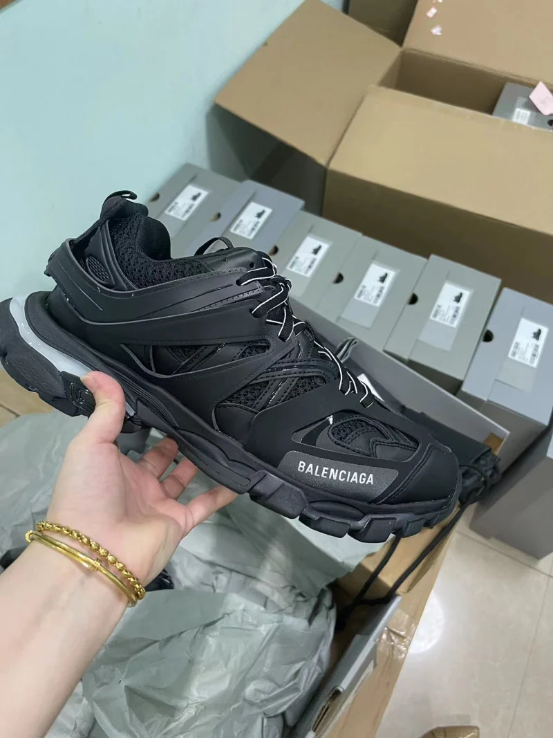 BALENCIAGA MEN'S TRACK LED SNEAKER IN BLACK