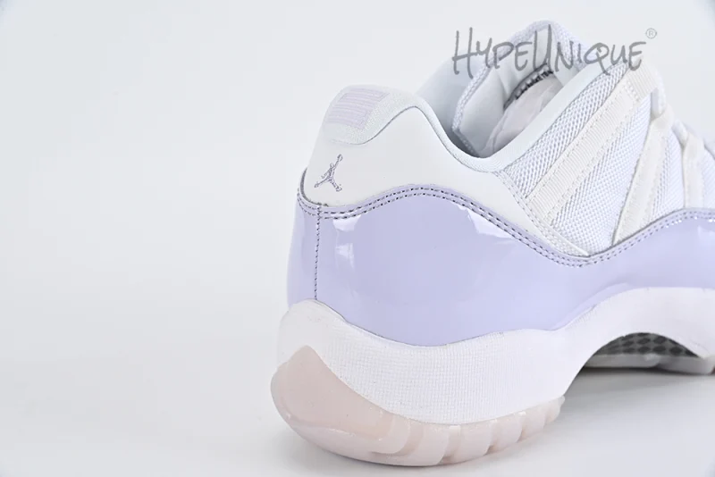 Wmns Air Jordan 11 Retro Low 'Pure Violet'