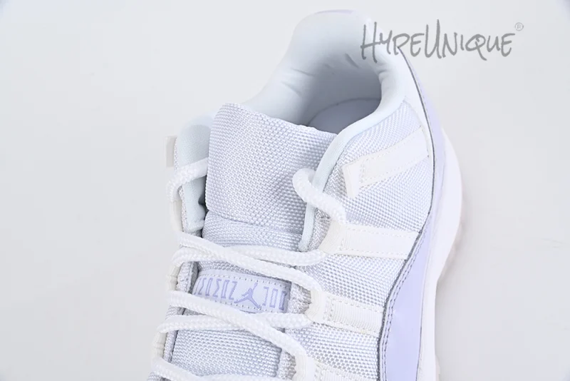 Wmns Air Jordan 11 Retro Low 'Pure Violet'