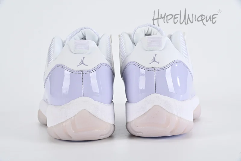 Wmns Air Jordan 11 Retro Low 'Pure Violet'