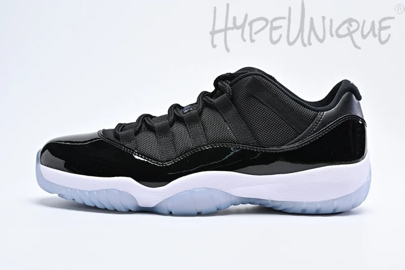 Air Jordan 11 Low "Space Jam" Reps