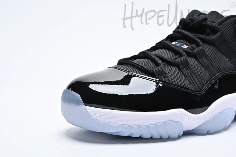 Air Jordan 11 Low "Space Jam" Reps