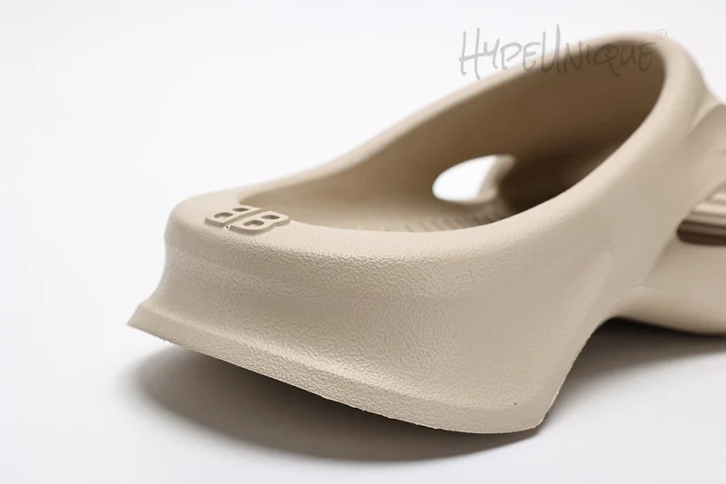 Balenciaga Mold Slide Sandal Beige