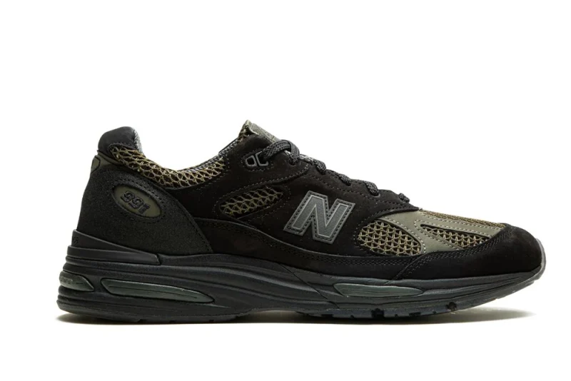 New Balance 991v2 Stone Island - Black Grey