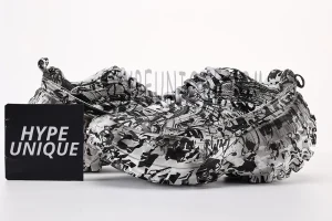 Balenciaga Bouncer graffiti-print sneakers