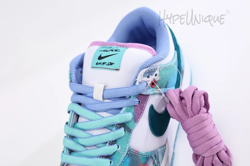 FUTURA LABORATORIES X DUNK LOW SB 'BLEACHED AQUA'