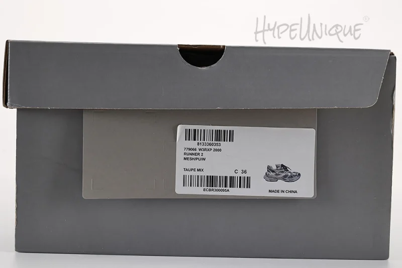 the box of Balenciaga Runner 2.0 TAUPE MIX